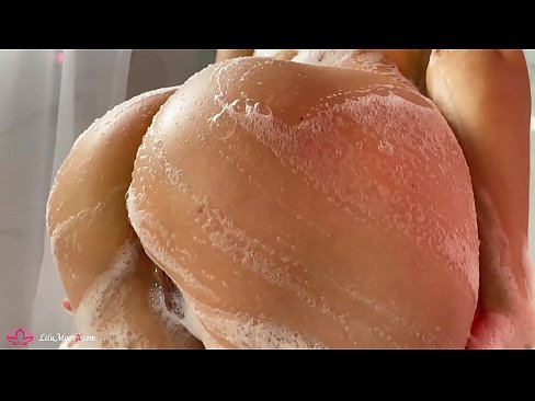 ❤️ Morena masturba o coño cun vibrador ata un orgasmo intenso na ducha Putas na pornografía gl.yespornpics.ru ﹏